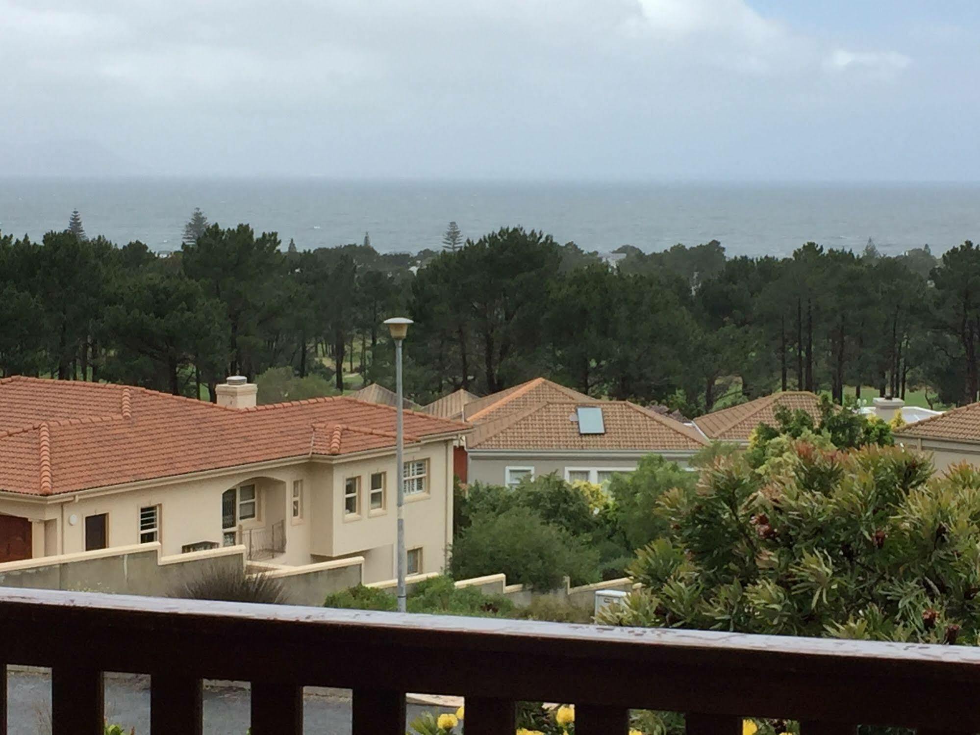 Hermanus Heights Villa ภายนอก รูปภาพ